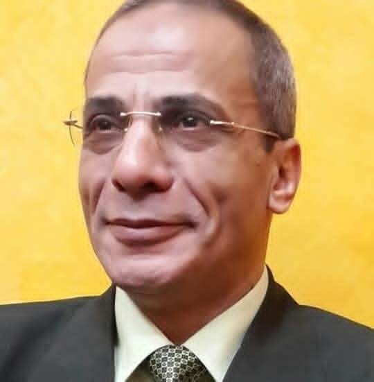 ينعي قسم الفلسفة ، أعضاء هيئة التدريس.  والهيئة المعاونة ،  والجهاز الاداري بكلية الآداب ببالغ الحزن والأسى الأستاذ الدكتور / أمين السعدني أستاذ الفلسفة السياسية بقسم الفلسفة الذي وافته المنية اليوم ، ويتقدم القسم  بخالص العزاء لأسرة الفقيد العزيزة ولطلابه ومحبيه  داعيا المولى عز وجل أن يتغمده بواسع رحمته وغفرانه وأن يلهم أهله وذويه الصبر والسلوان ، وإنا لله وإنا إليه راجعون .