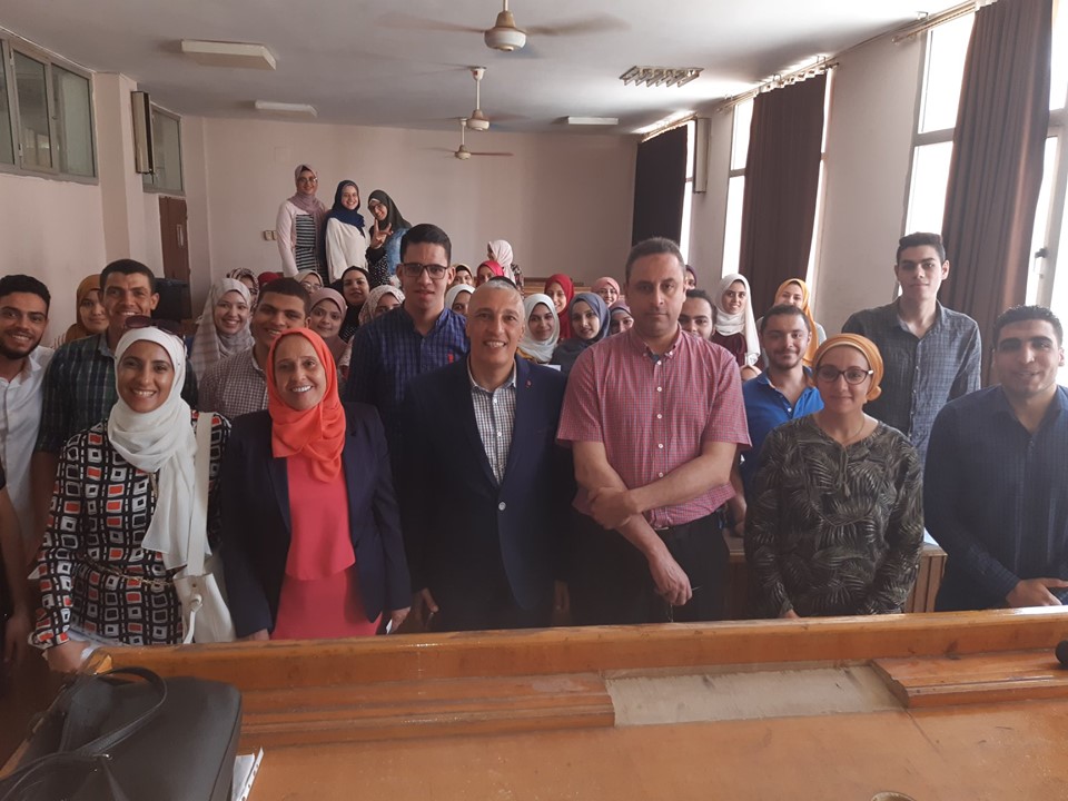 تكريم طلاب الدلف