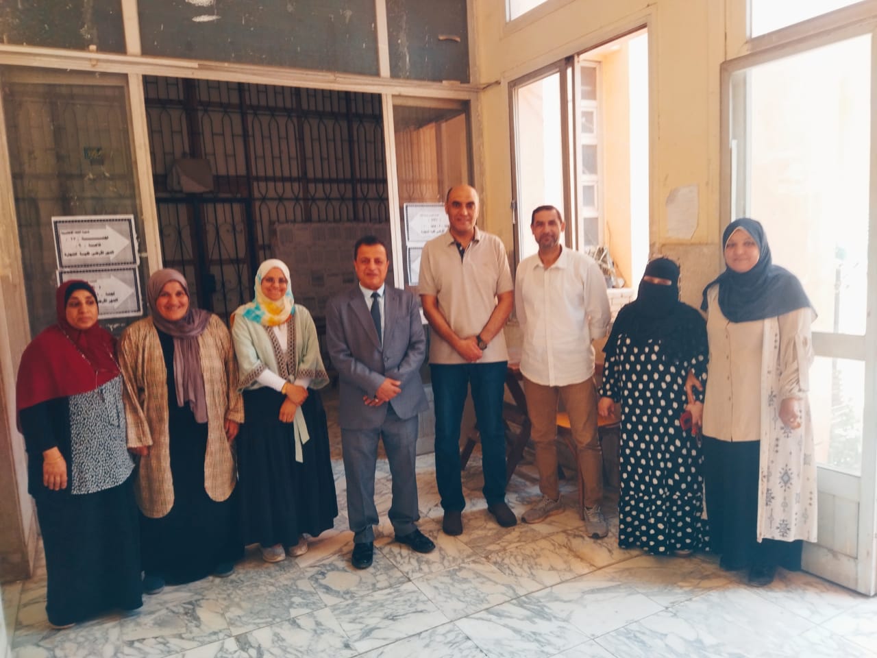 تهنئة السيد أ.د/ محمد وهدان عميد الكلية  للسادة الزملاء  وأعضاء الجهاز الإدارى  بمناسبة عيد الأضحى المبارك 