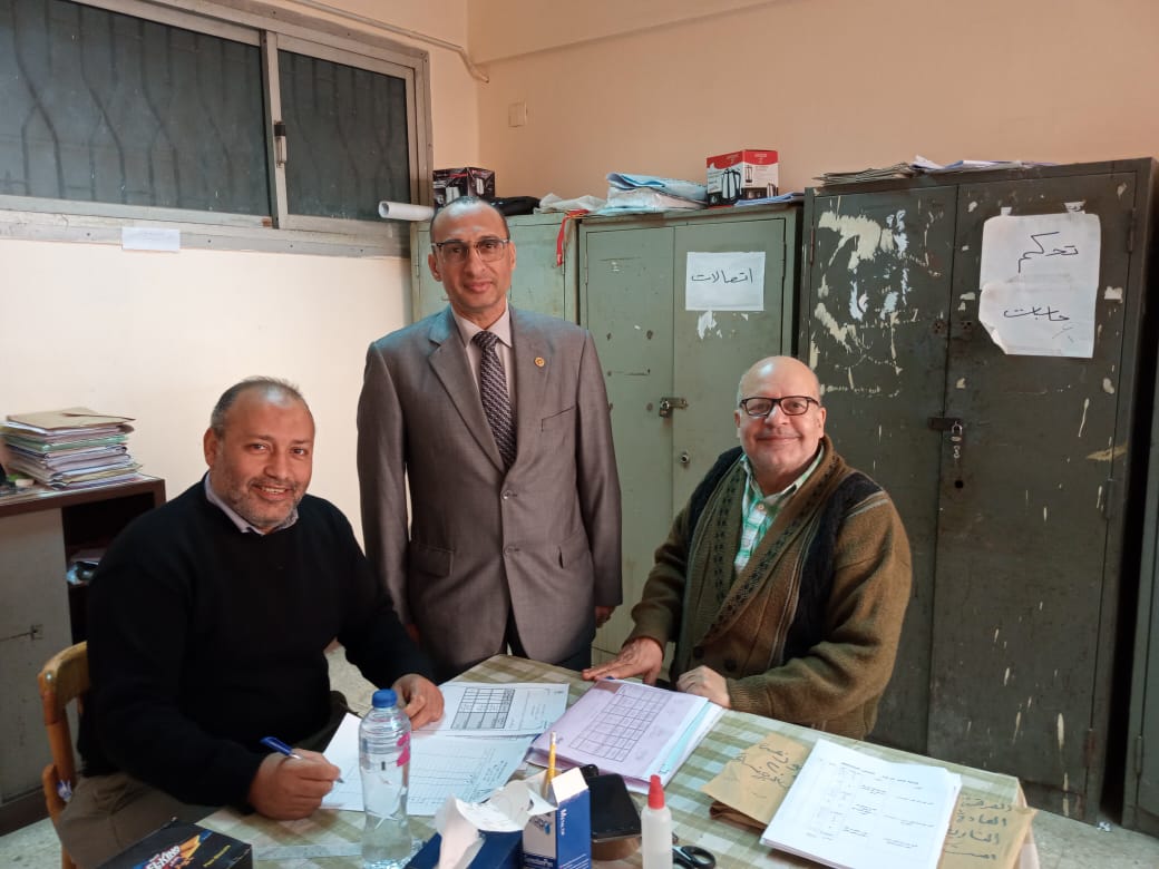 The Dean of Engineering, Menouf, inspects the exams for the first semester