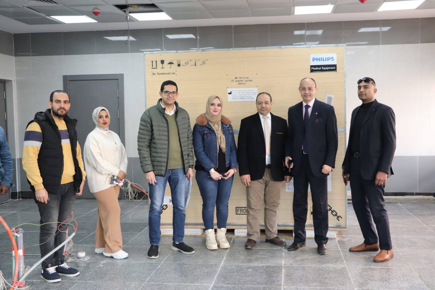 رئيس مجلس إدارة المستشفيات الجامعية يتفقد مبنى العيادات الخارجية الجديد لمتابعة سير العمل والتجهيزات