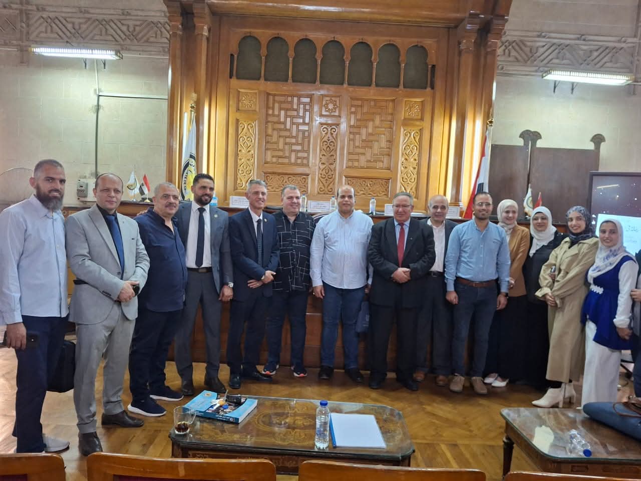 مشاركة فعالة من أعضاء هيئة التدريس والهيئة المعاونة بقسم الجغرافيا بالجمعية العمومية للجمعية الجغرافية المصرية أحد أعرق الجمعيات العلمية في مصر والعالم حيث شارك وفد من السادة أعضاء القسم