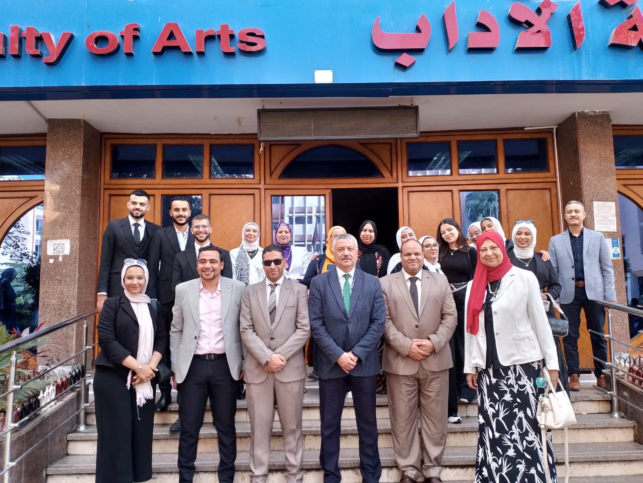 برنامج المكتبات والمعلومات بآداب المنوفية يعقد اللقاء العلمي الثاني تحت شعار "بالتفاهم نصنع تمكينًا حقيقيًّا" وبعنوان نحو جامعة دامجة: استراتيجيات تمكين ذوى الهمم وأنواع الاعاقات