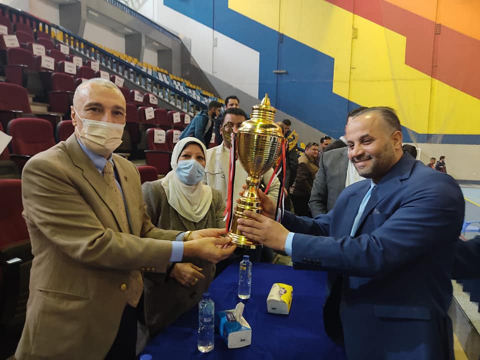 جامعة المنوفية الاول في تنس الطاولة