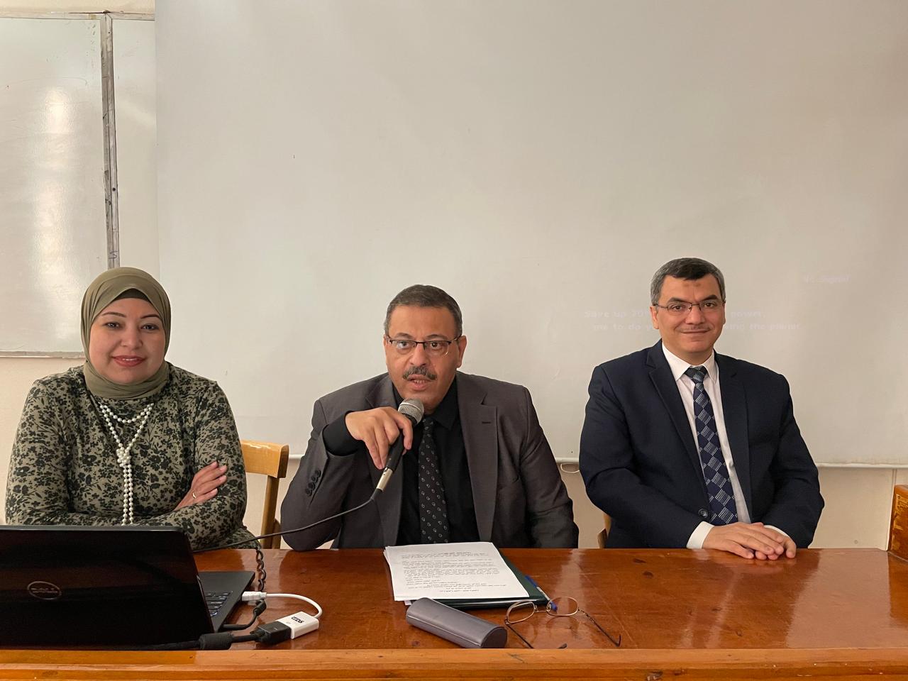 ندوة علمية بكلية الاداب تستكشف "ظاهرة التنمر: الأبعاد والحلول"