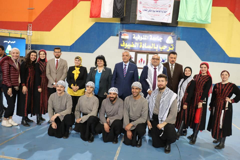 رئيس جامعة المنوفية يشهد فعاليات ملتقى الشعوب الأول