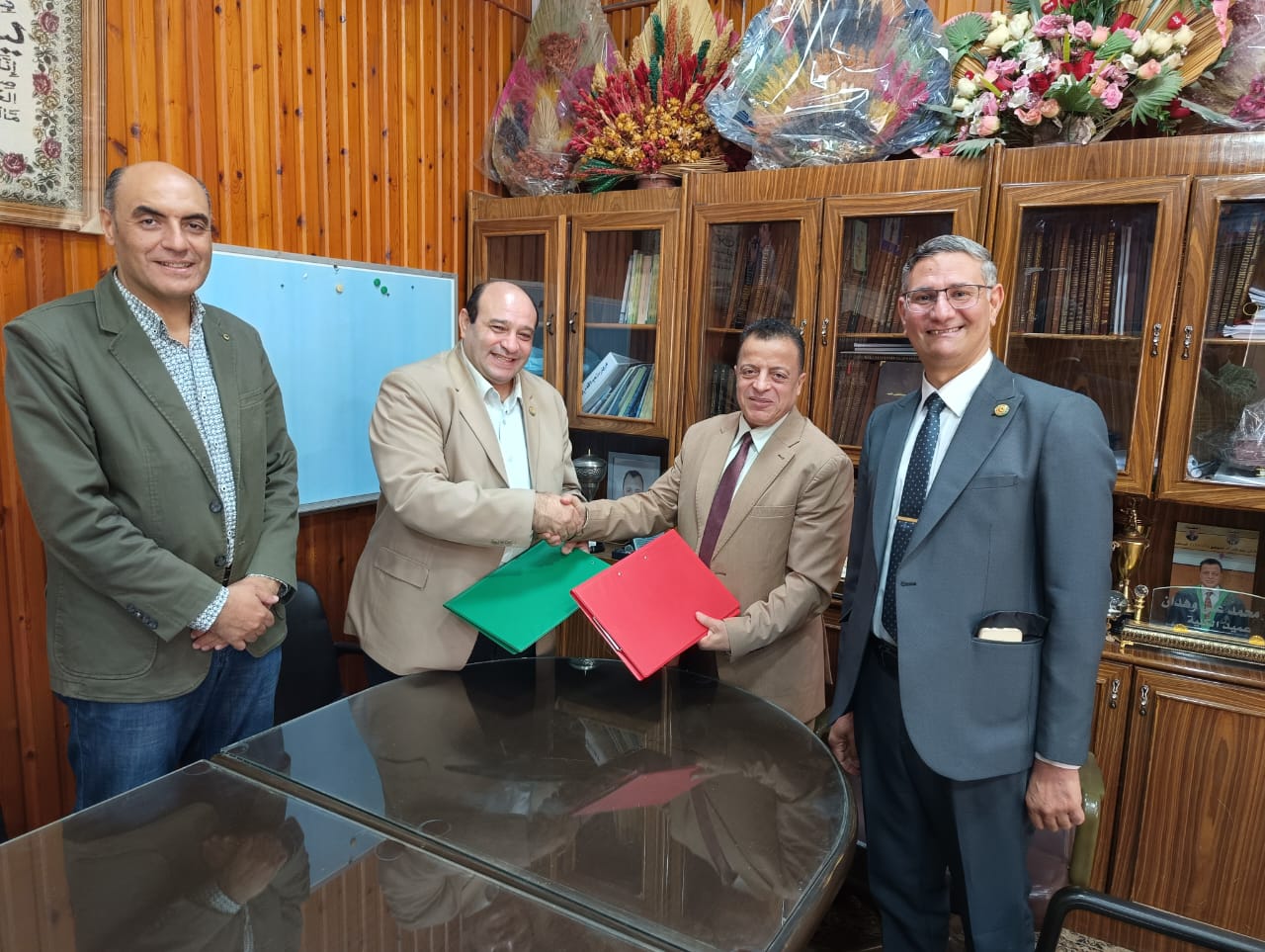 توقيع بروتوكول تعاون بين كلية التجارة – جامعة المنوفية ونقابة الصيادلة بالمنوفية،وذلك في مجال الدراسات العليا المهنية.