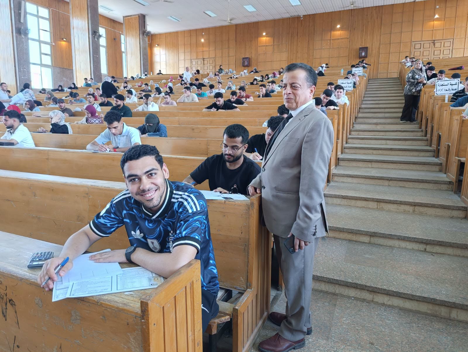 جولات تفقدية مستمرة لضمان انتظام أعمال الامتحانات للفرقة الثالثة