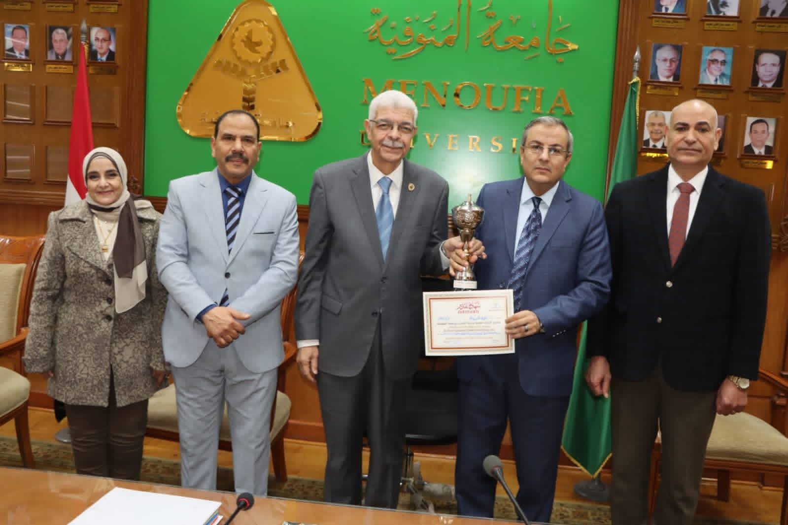 حصول كلية التربية على المركز الثالث فى مسابقة أفضل كلية في استقبال الطلاب للعام الجامعى ٢٠٢٥/ ٢٠٢٦