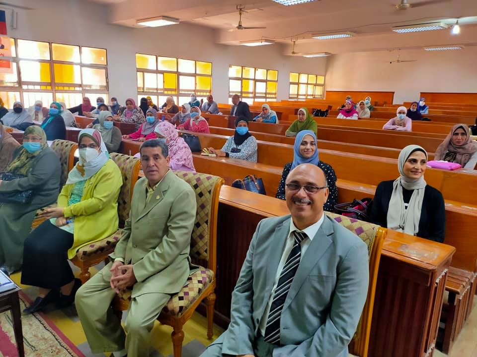 ورشة العمل بعنوان " معايير جودة البرامج المدمجة "
