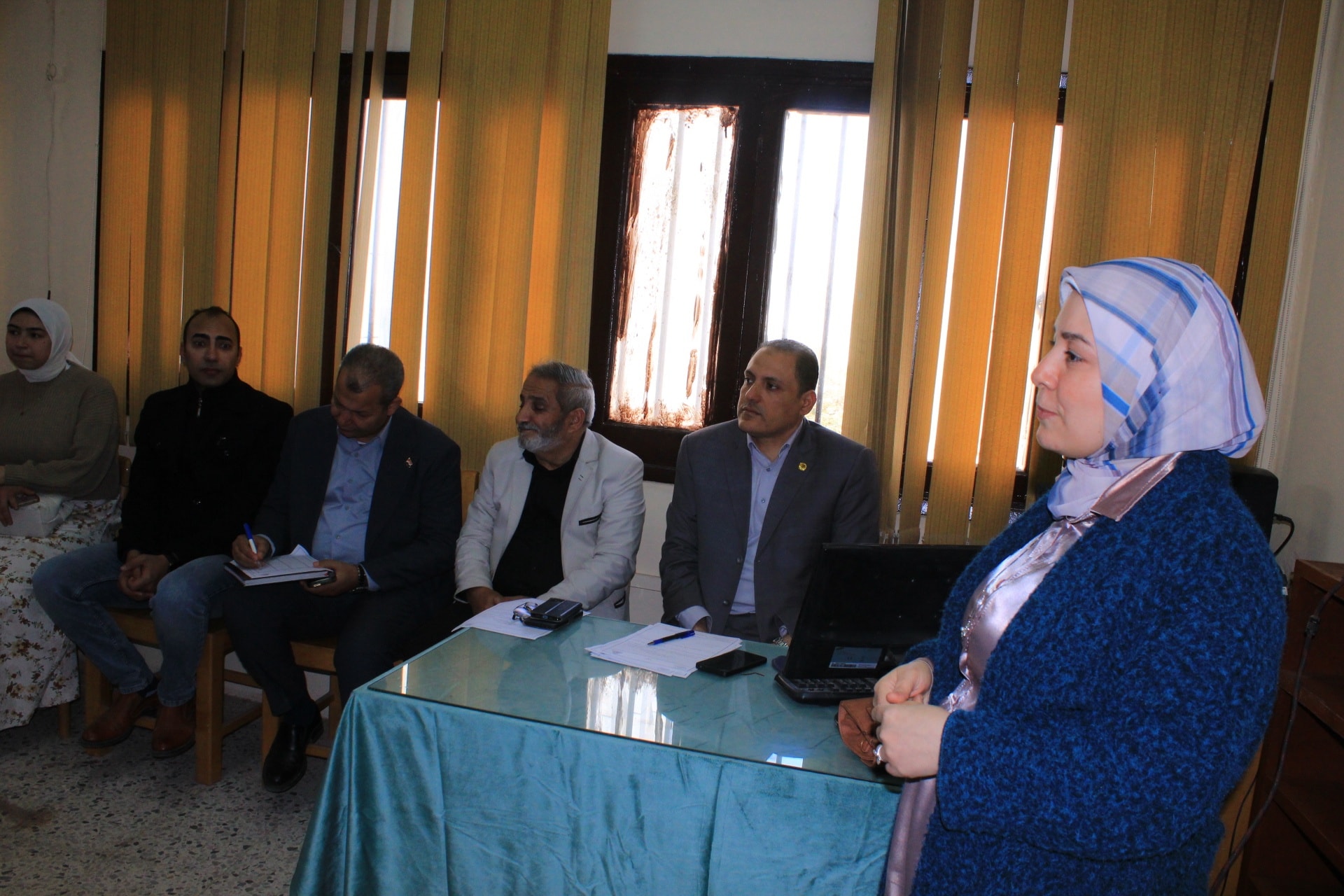 قطاع الدراسات العليا ينظم ندوة تثقيفية حول الوعي وصناعة القرار ...