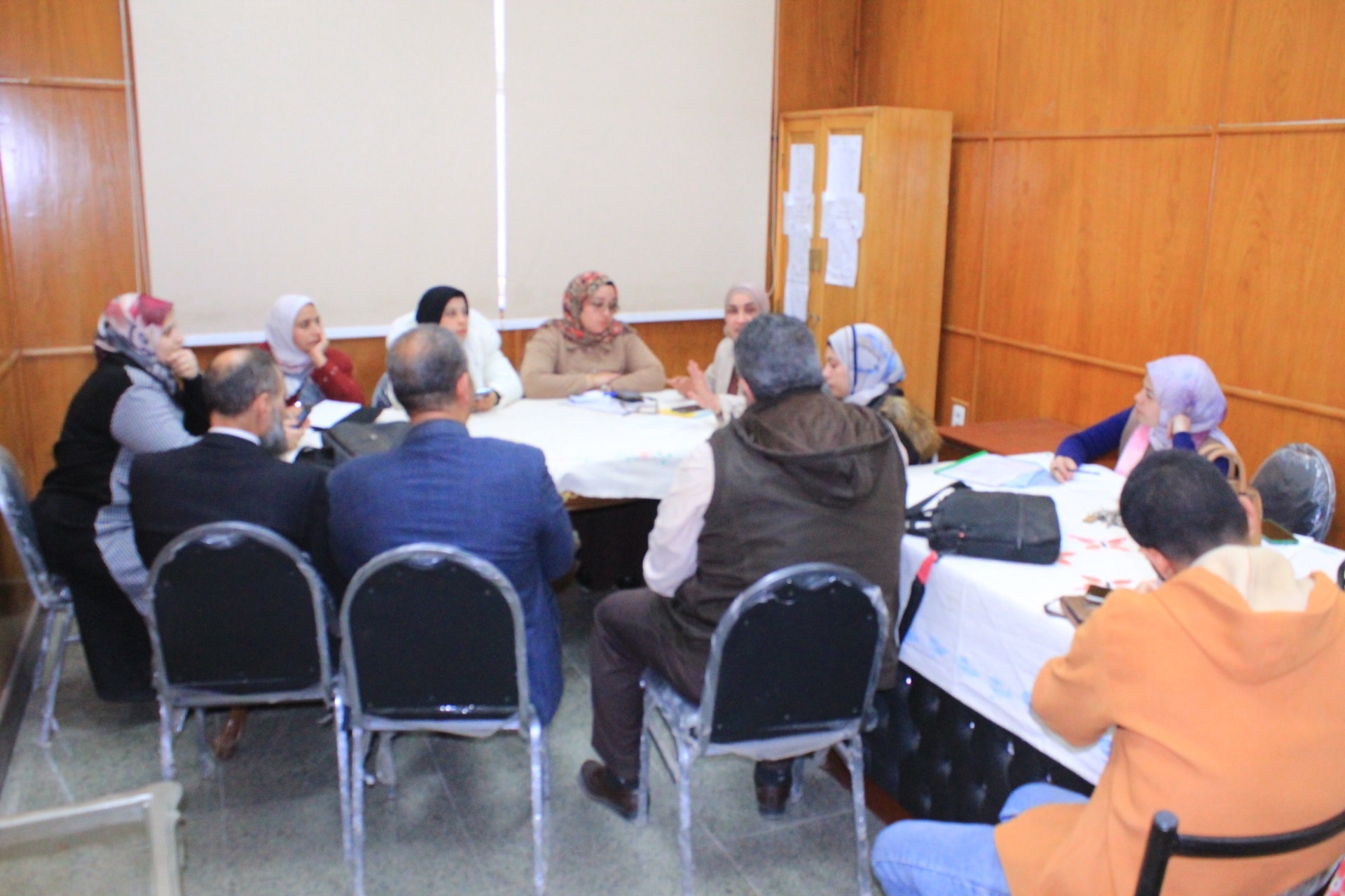 وكيل الكلية تترأس اجتماع فريق وحدة القياس والتقويم بالكلية...