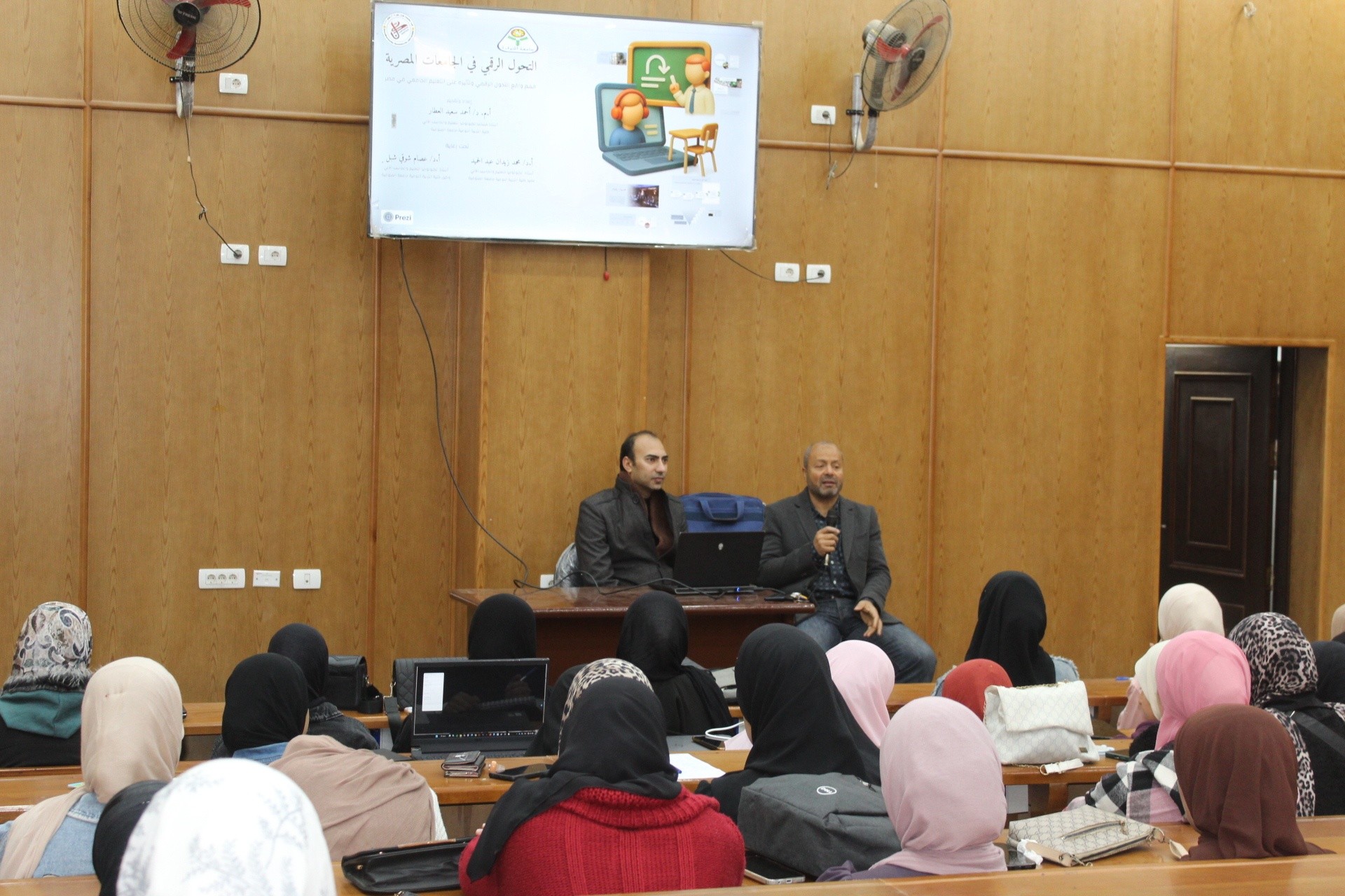 النوعية تنظم ندوة حول التحول الرقمي في الجامعات المصرية ..الواقع والمستقبل.