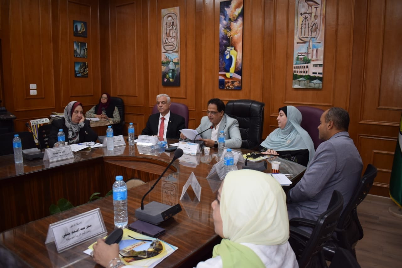 مجلس الكلية يعقد جلسته الثانية بالنوعية للعام الجامعى٢٠٢٥/ ٢٠٢٦...