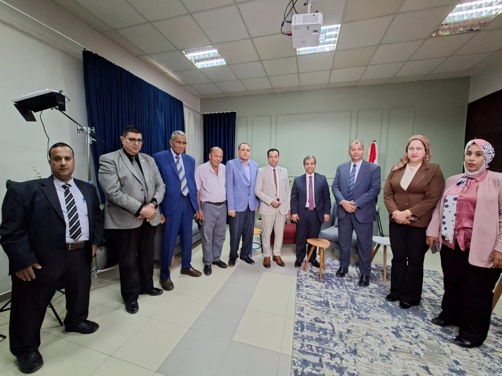 الإعلام التربوي يشارك في تقييم مشاريع تخرج طلاب الاعلام التربوى بكلية التربية النوعية جامعة بنها.....