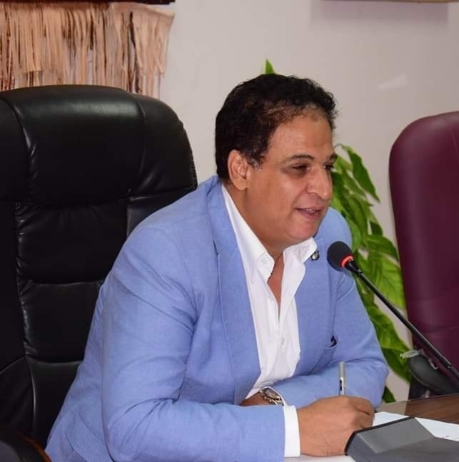 مجلس الكلية يعقد جلسته الخامسة بالنوعية للعام الجامعى ٢٠٢٢/ ٢٠٢٣... عقد مجلس الكلية جلسته الخامسة للعام الدراسي ٢٠٢٢/٢٠٢٣ يوم الأربعاء الموافق ٢٠٢٣/١/١٨ وقد ترأس الجلسة الأستاذ الدكتور محمد زيدان عميد الكلية وبحضور السادة اعضاء المجلس.
