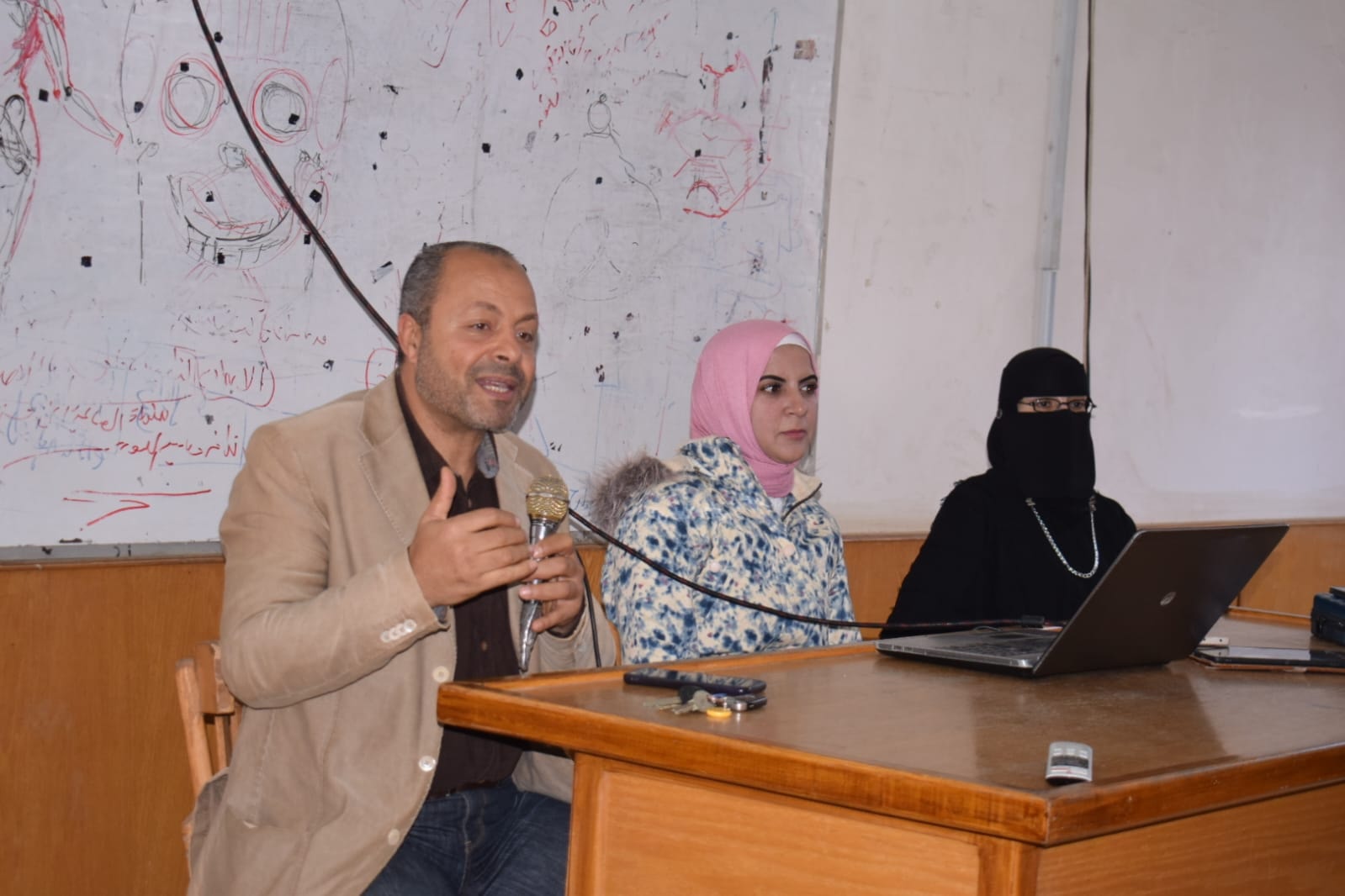 لنوعية تنظم ندوة حول استخدام تطبيقات الذكاء الاصطناعي في صناعة وإدارة المحتوى عبر المنصات الرقمية...