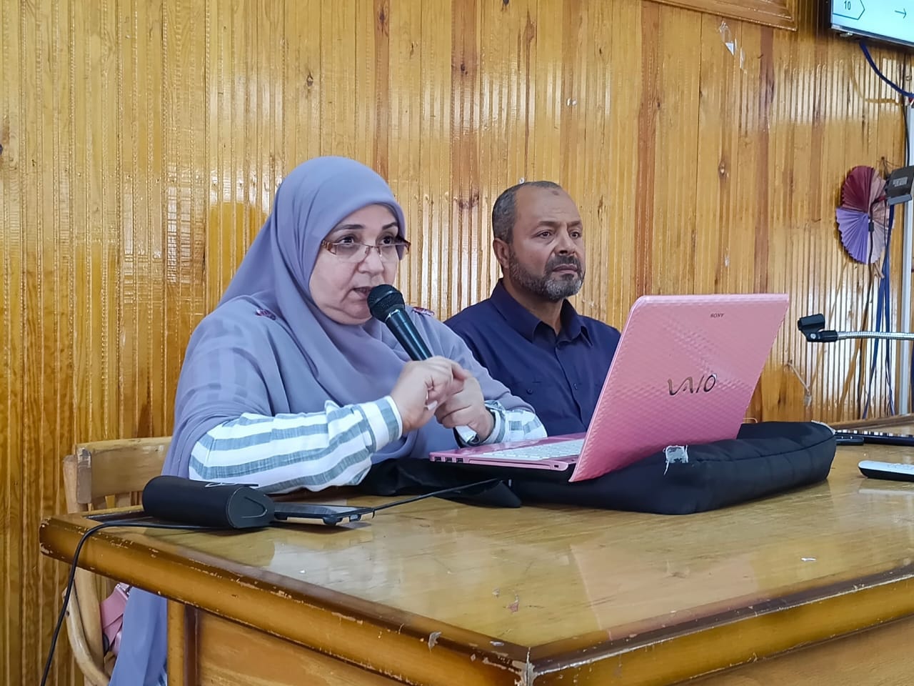 قطاع البيئة يناقش حقوق وواجبات الطالب الجامعي في ندوة تثقيفية بالنوعية...