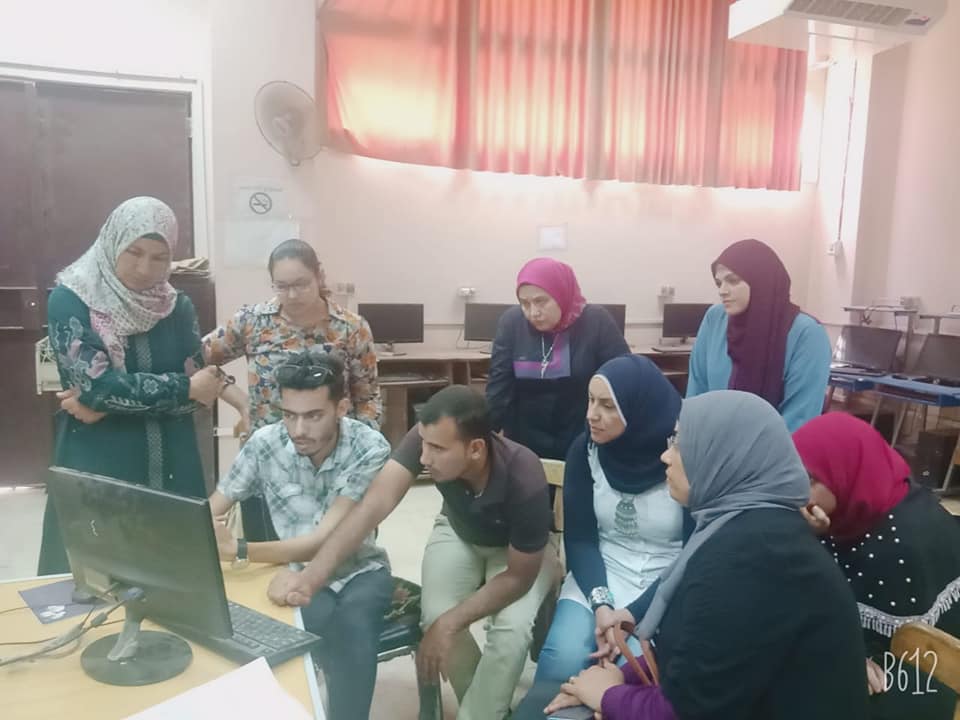 الفريق التنفيذي لوحدة القياس والتقويم يعقد ورشه تدريبية عن التصحيح الإلكتروني بالنوعية..