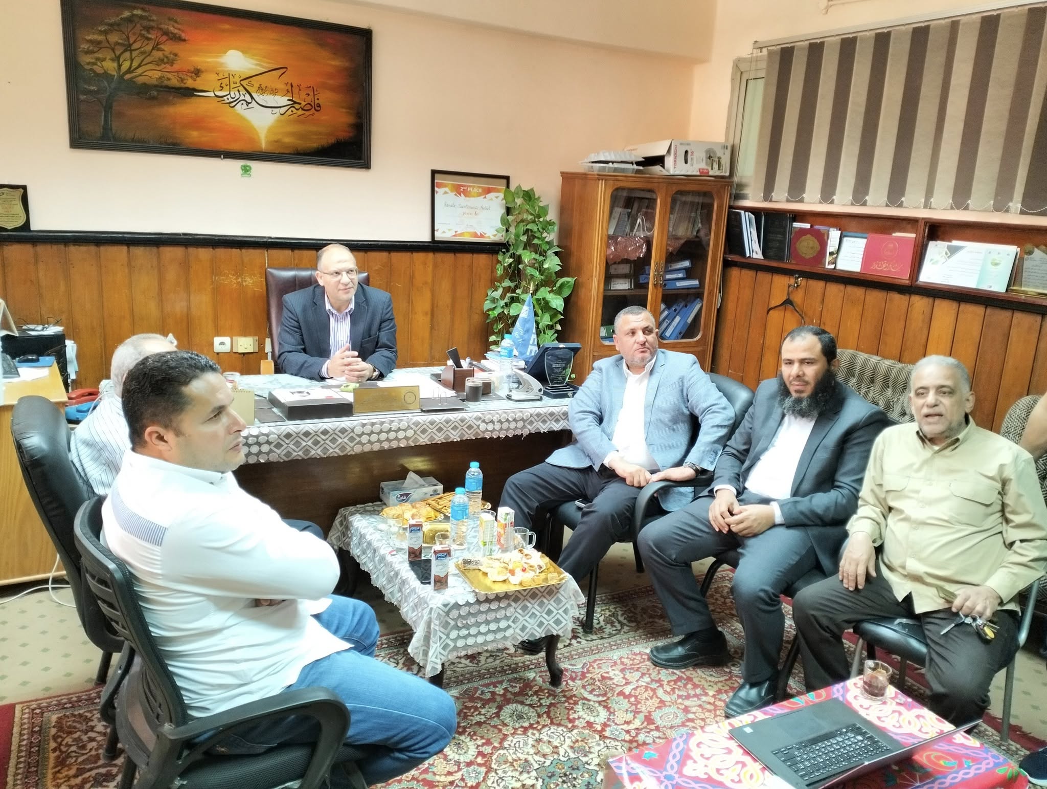 وفد مجموعة "النخيل لأنظمة الري الحديث وميجا جرين للصناعات البلاستيكية" يزور كلية الهندسة الإلكترونية