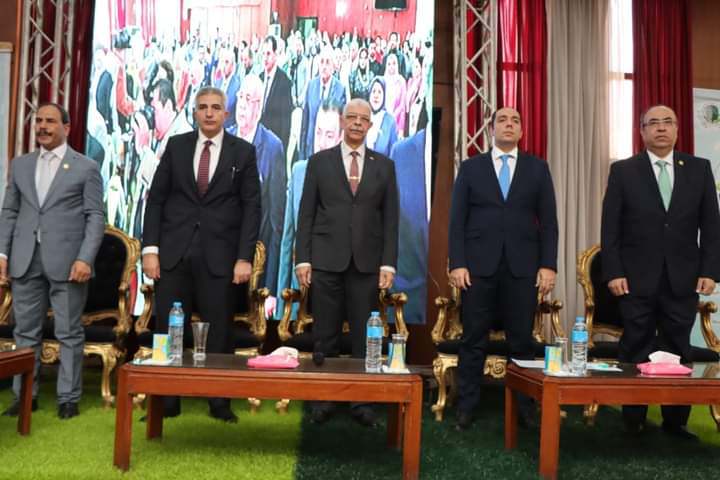 هندسة منوف تشارك في إنطلاق فعاليات مؤتمر "المستقبل الاخضر والتوجه نحو التحول لجامعة صديقة للبيئة "