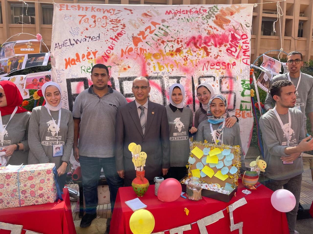 عميد هندسة منوف يحث الطلاب على المشاركة فى Robotix club