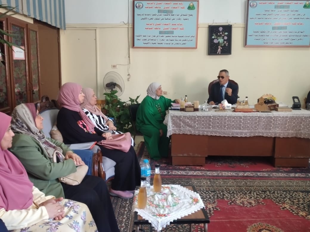 اجتماع مجلس القسم العلمي( قسم الإقتصاد المنزلي والتربية) بكلية الاقتصاد المنزلي جامعة المنوفية
