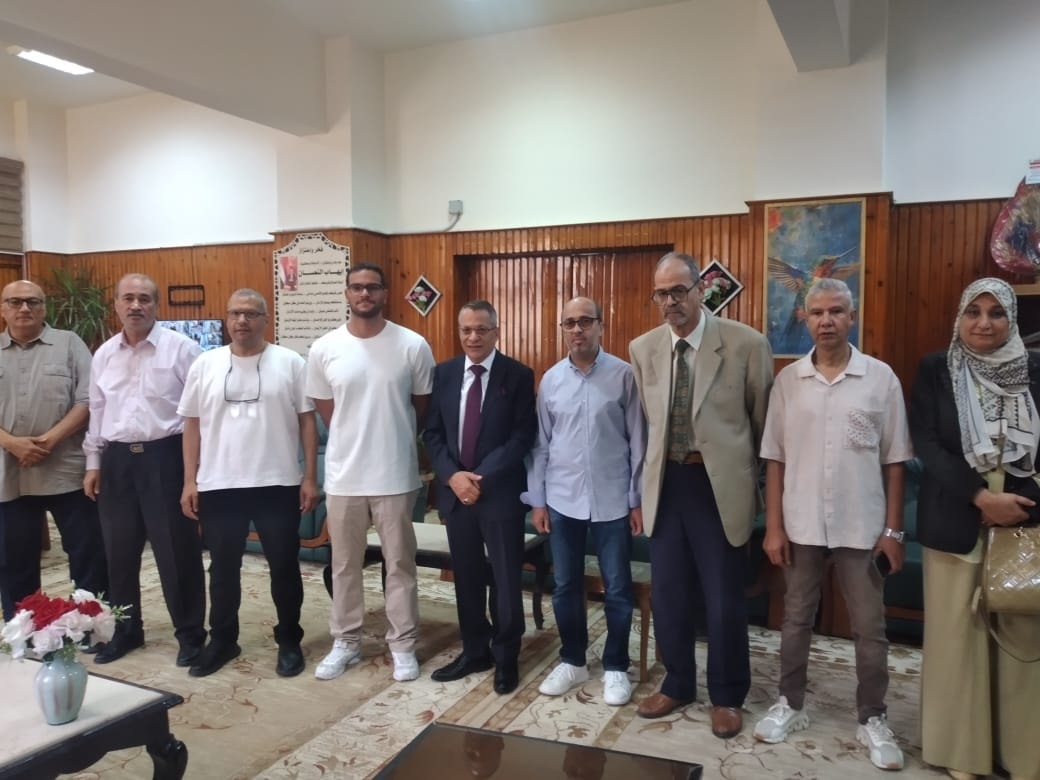 توقيع مذكرة تفاهم بين كلية الاقتصاد المنزلي ومصنع جلاس لتصدير الملابس الجاهزة