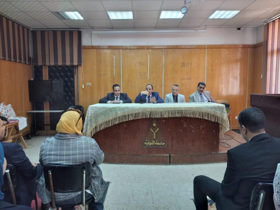 توطيد وتأكيد التعاون بين كلية الاقتصاد المنزلي و جهاز تنمية المشروعات المتوسطة والصغيرة ومتناهية الصغر لاتاحة فرص التدريب واقامة المشروعات للخريجين