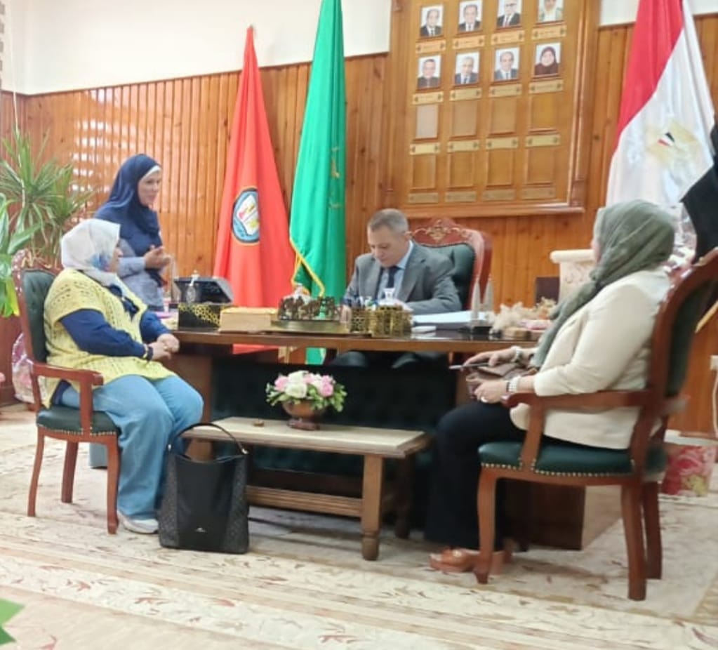 "الاقتصاد المنزلي" بالمنوفية تكثف وتواصل استعداداتها لجائزة التميز الحكومي 2025