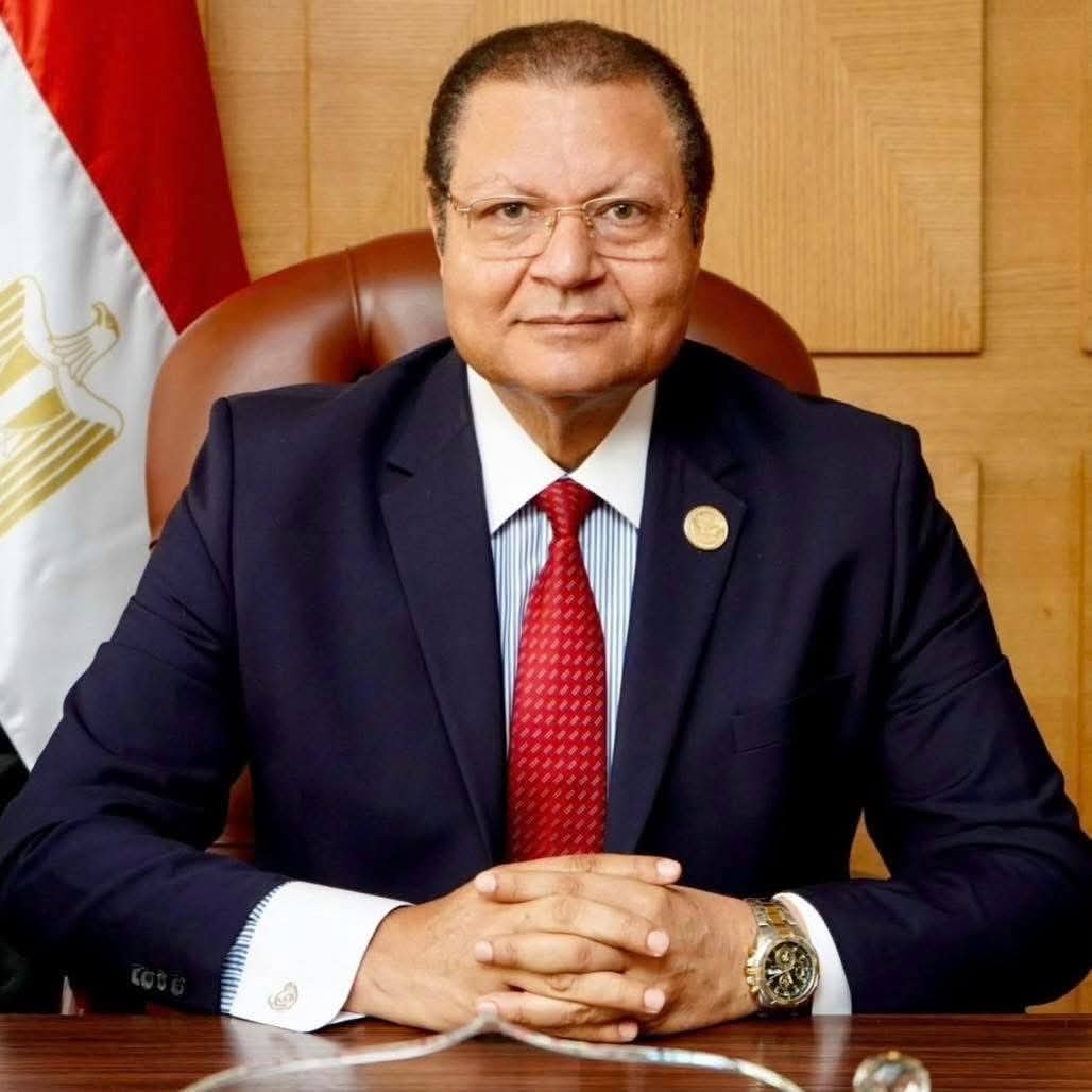 عميد معهد الكبد القومي يهنئ الدكتور أحمد طه لاختياره عضواً بالمجلس الدولي للتقييم الخارجي (IEA)