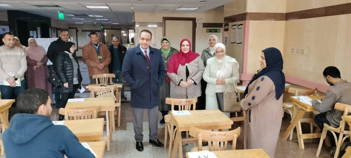 بمرافقة عميد المعهد.. دكتور غادة علي حسن تشيد بانضباط امتحانات الدراسات العليا بمعهد الكبد