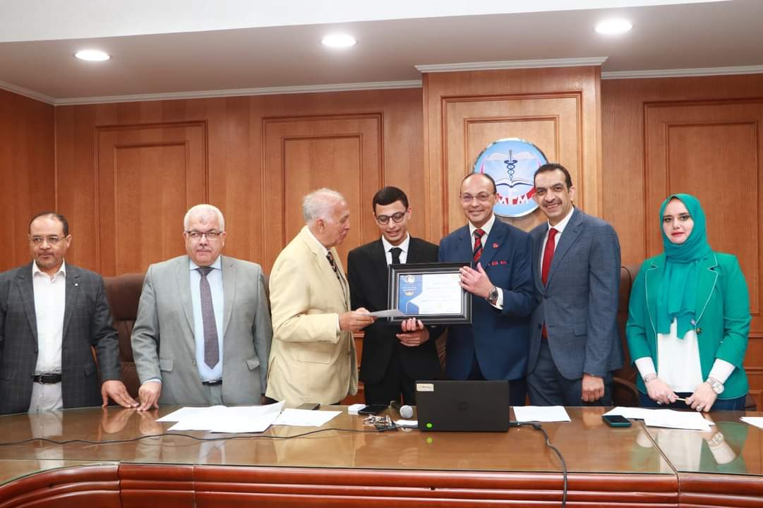 تكريم الطالب محمد خالد، الطالب بالبرنامج المميز