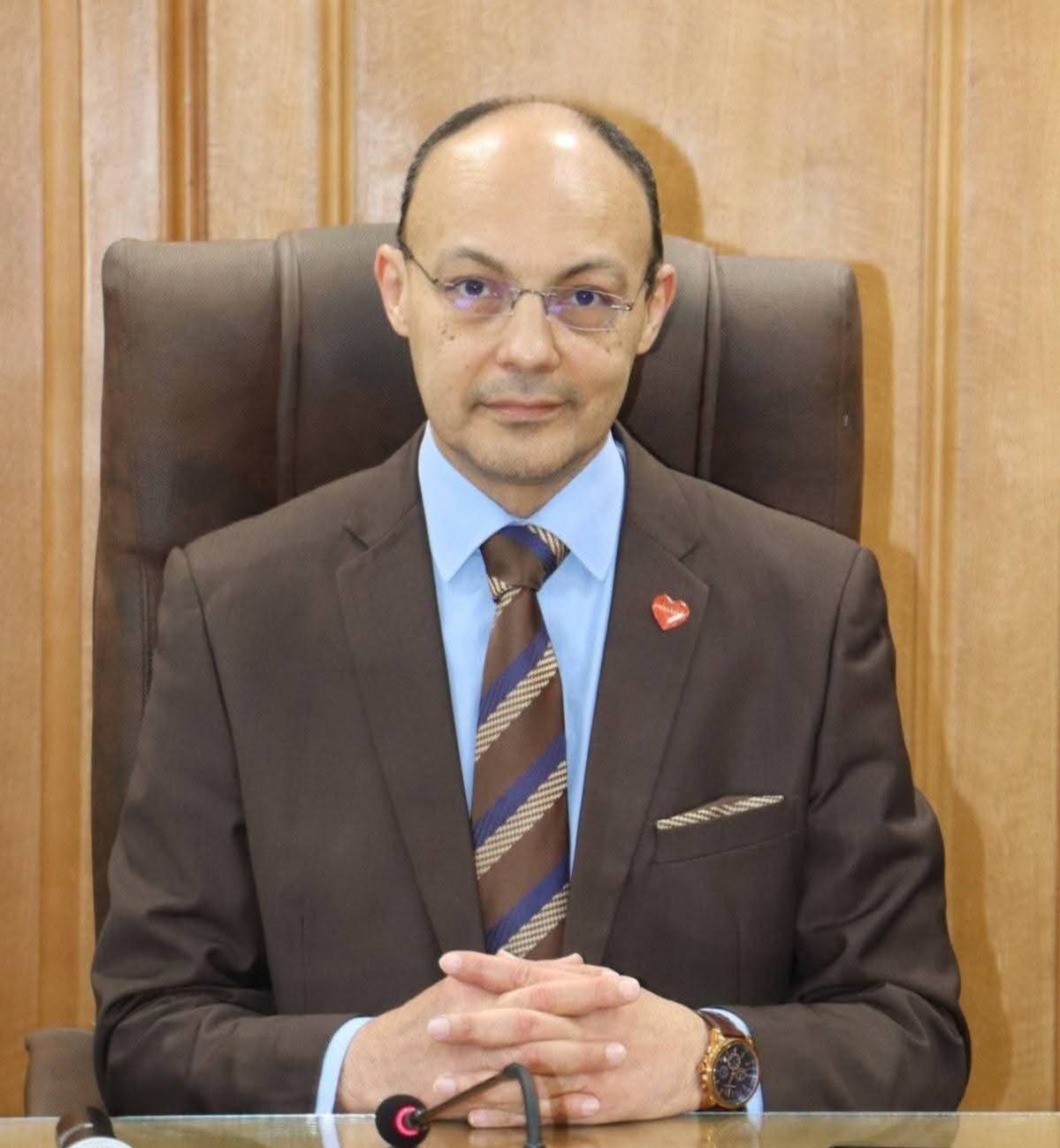 مستشفيـات جامعـة المنوفيـة تنقـذ مريضًـا من مضاعفـات خطيـرة لـورم منفجـر بالكلـى