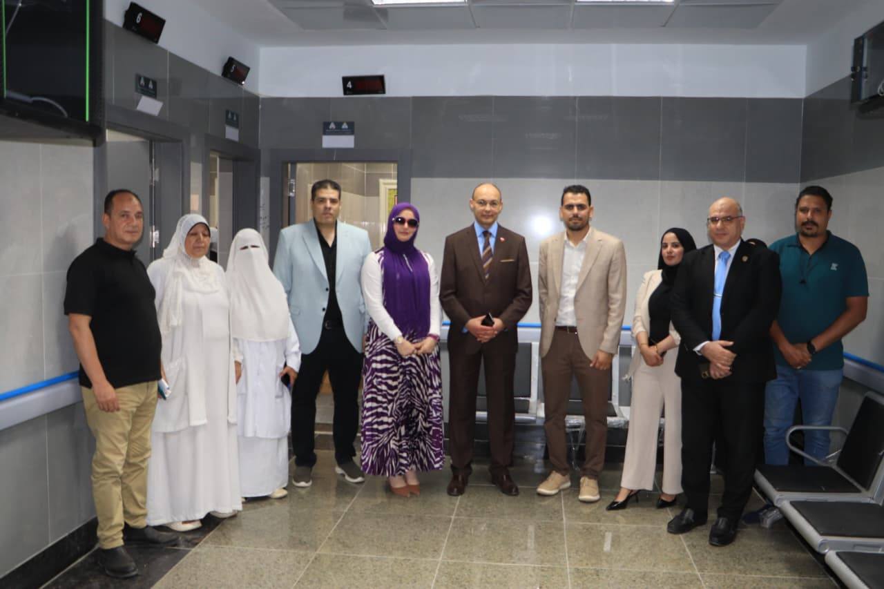 عميد كلية الطب يتفقد عيادة المرأة الآمنة بمستشفيات جامعة المنوفية دعمًا لمبادرات الدولة في رعاية وتمكين المرأة