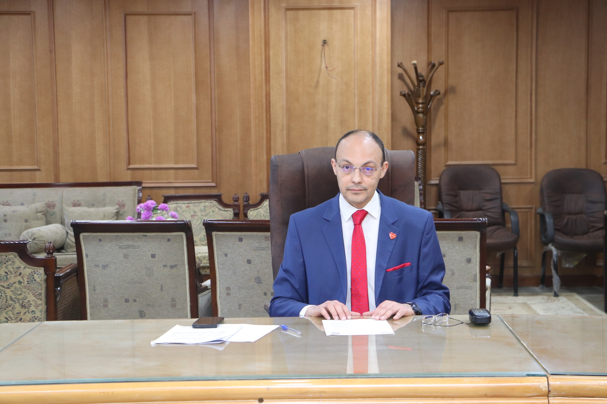 The Dean of the College holds a meeting of the College’s Laboratory and Scientific Equipment Committee