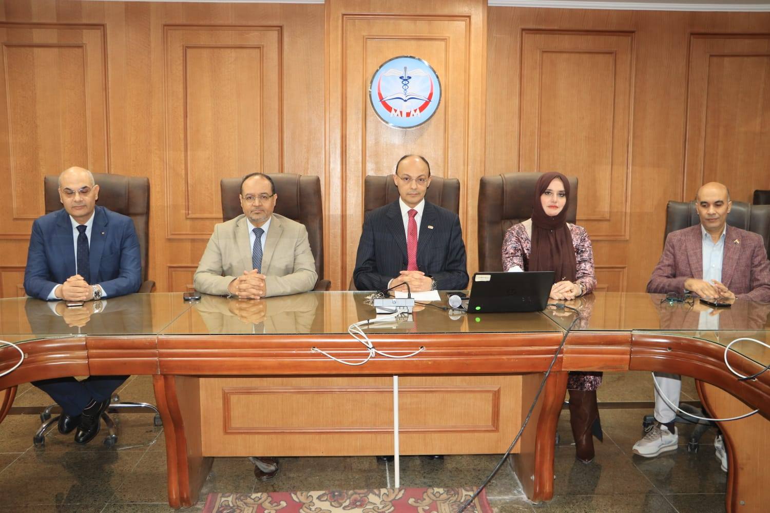 مجلس إدارة المستشفيات الجامعية يعقد جلسته الثالثة للعام الجامعي 2025/2026