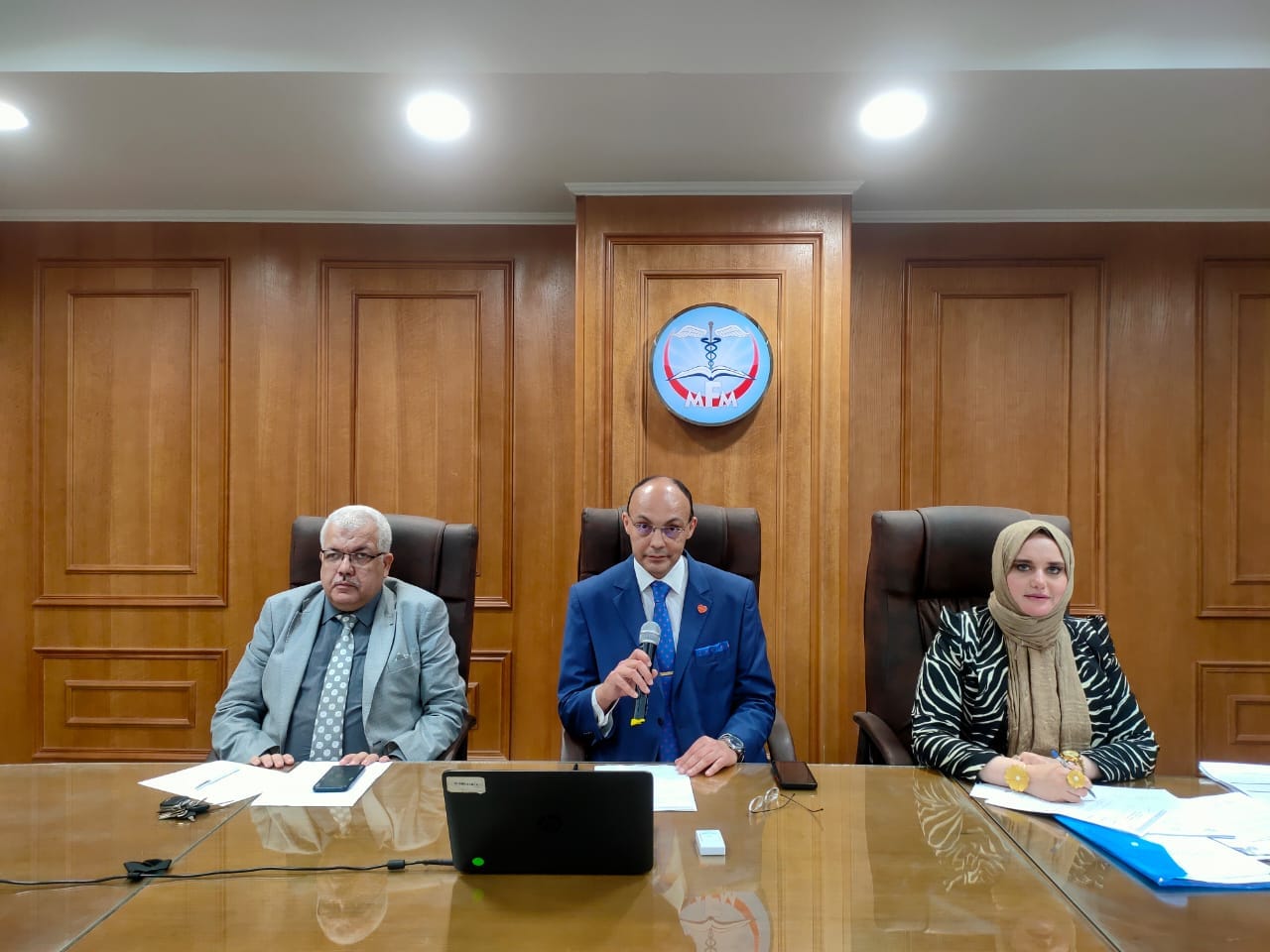 مجلــس كليـة الطـب جامعـة المنوفيـة يعقـد جلستـه الحادية عشر للعـام الجامعـي 2023/2024