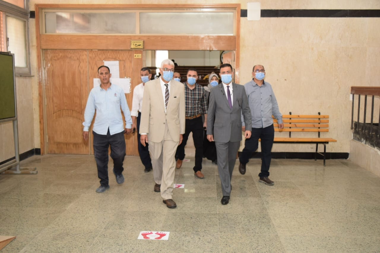 القاصد يتابع إنتظام أعمال إمتحانات للدراسات العليا بطب المنوفية 