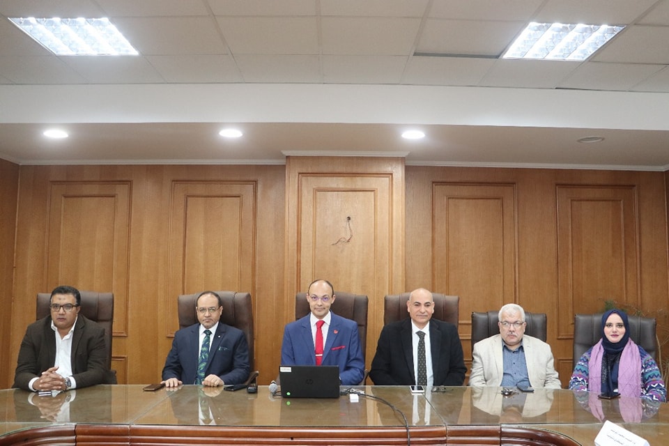 مجلــس إدارة المستشفـيـات الجامعـيــة يعـقـد جلسـتـه الخامسة للعـام الجامـعـي 2024/2023