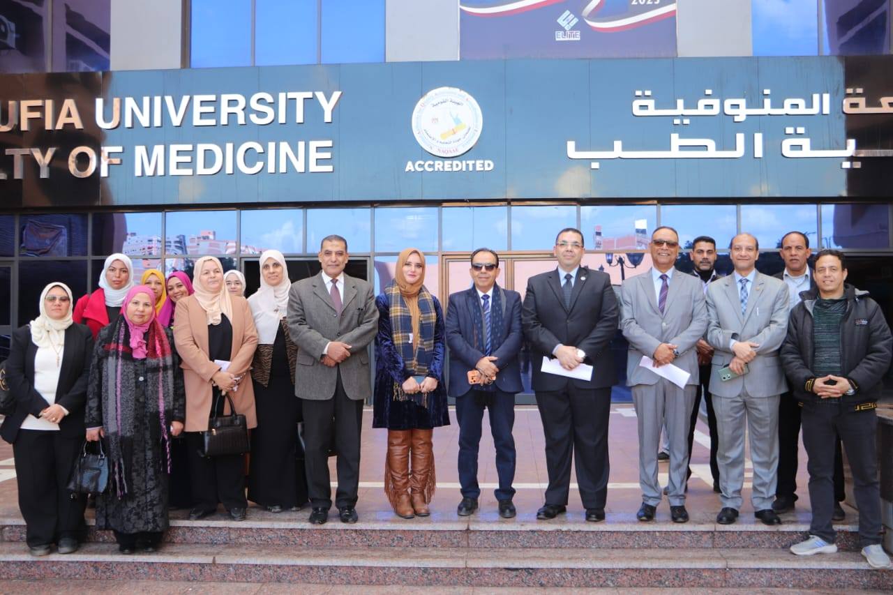 طب المنوفيه تستقبل وفد زيارة لجنة التميز البيئي بجامعة المنوفية