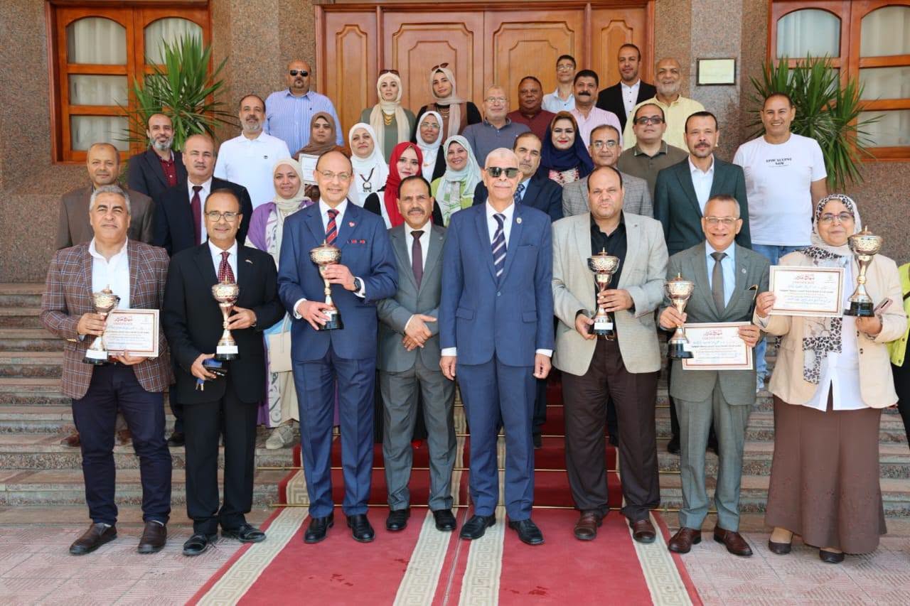 طب المنوفية تحصد المركز الأول في مسابقة المعرض الفني لكليات الجامعة