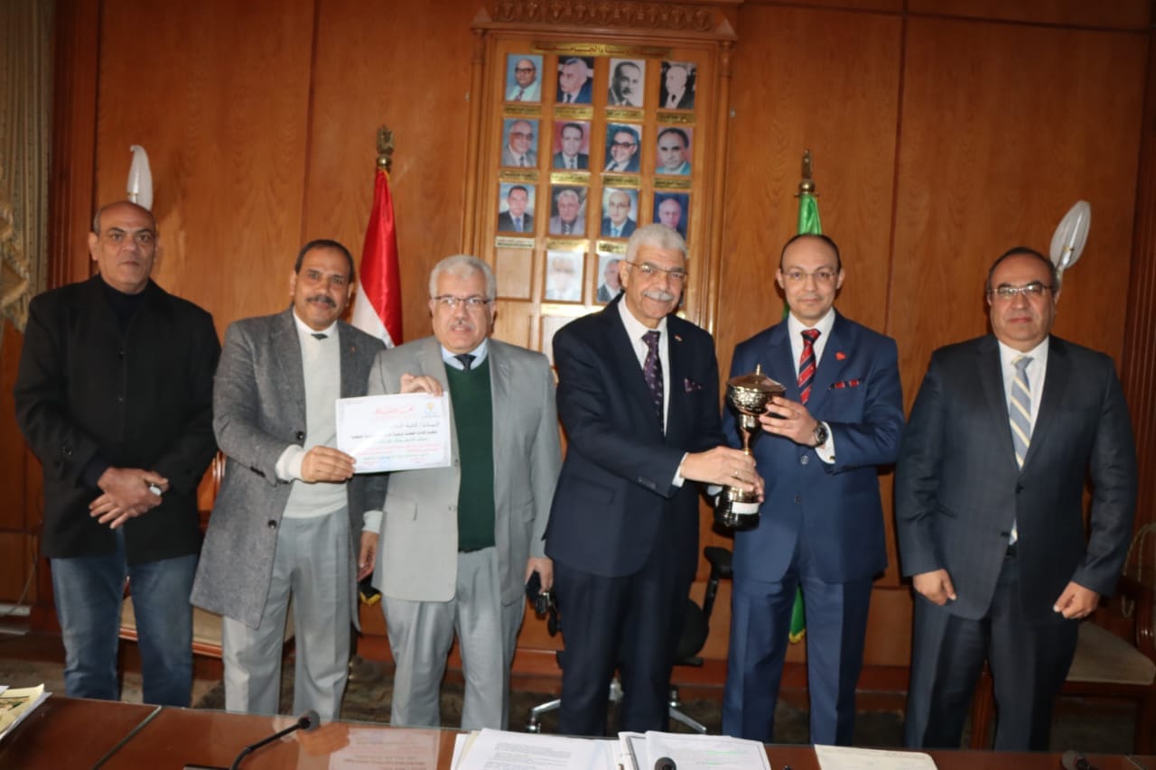 طب المنوفية أفضل كلية فى استقبال الطلاب للعام الجامعى الحالى