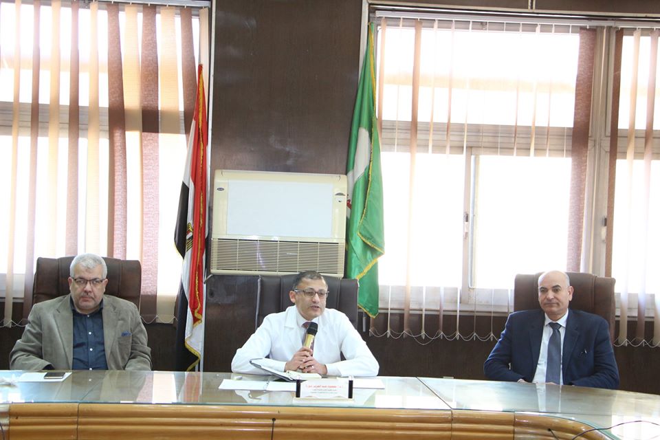 مجلـس إدارة المستشفيـات الجامعيـة يعقـد جلستـه الطارئـة لوضـع خطـط العمـل لمواجهة تداعيـات إنتشـار فيـروس كورونـا المستجـد