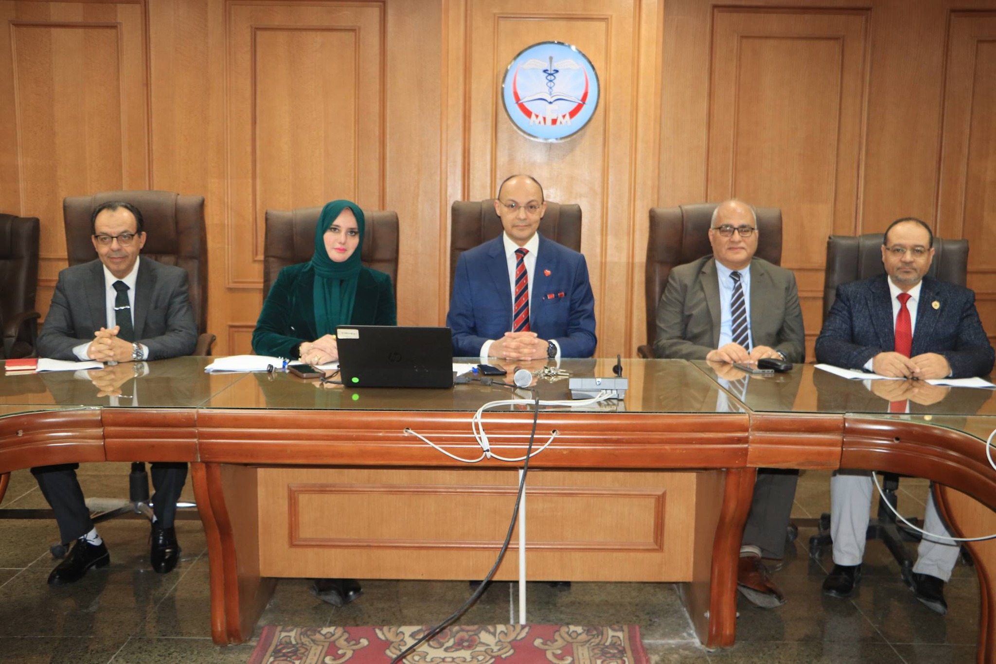 مجلس كلية الطب يعقد جلسته الرابعه للعام الجامعي 2025/2026