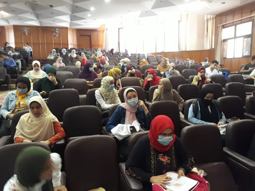 بداية و إنتظام الدراسة للعام الجامعى 2020 / 2021 بطب المنوفية