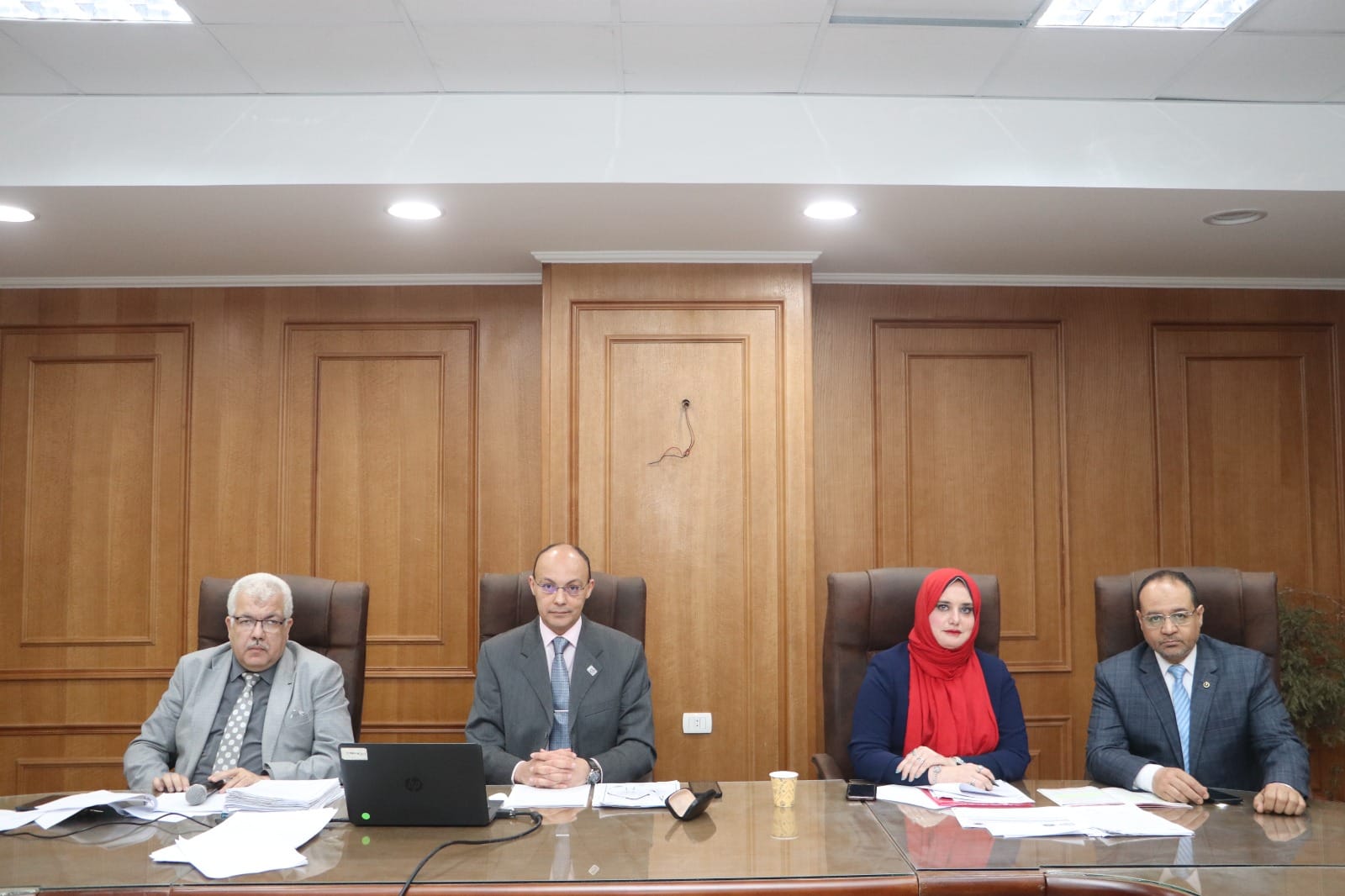 مجلــس كليـة الطـب جامعـة المنوفيـة يعقـد جلستـه الثامنة للعـام الجامعـي 2023/2024
