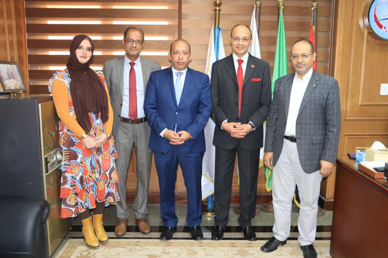 عميد طب المنوفية يستقبل عميد طب القصر العيني