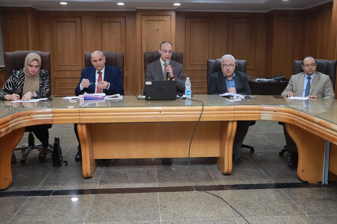 مجلــس كليـة الطـب جامعـة المنوفيـة يعقـد جلستـه الثالثة للعـام الجامعـي 2023/2024