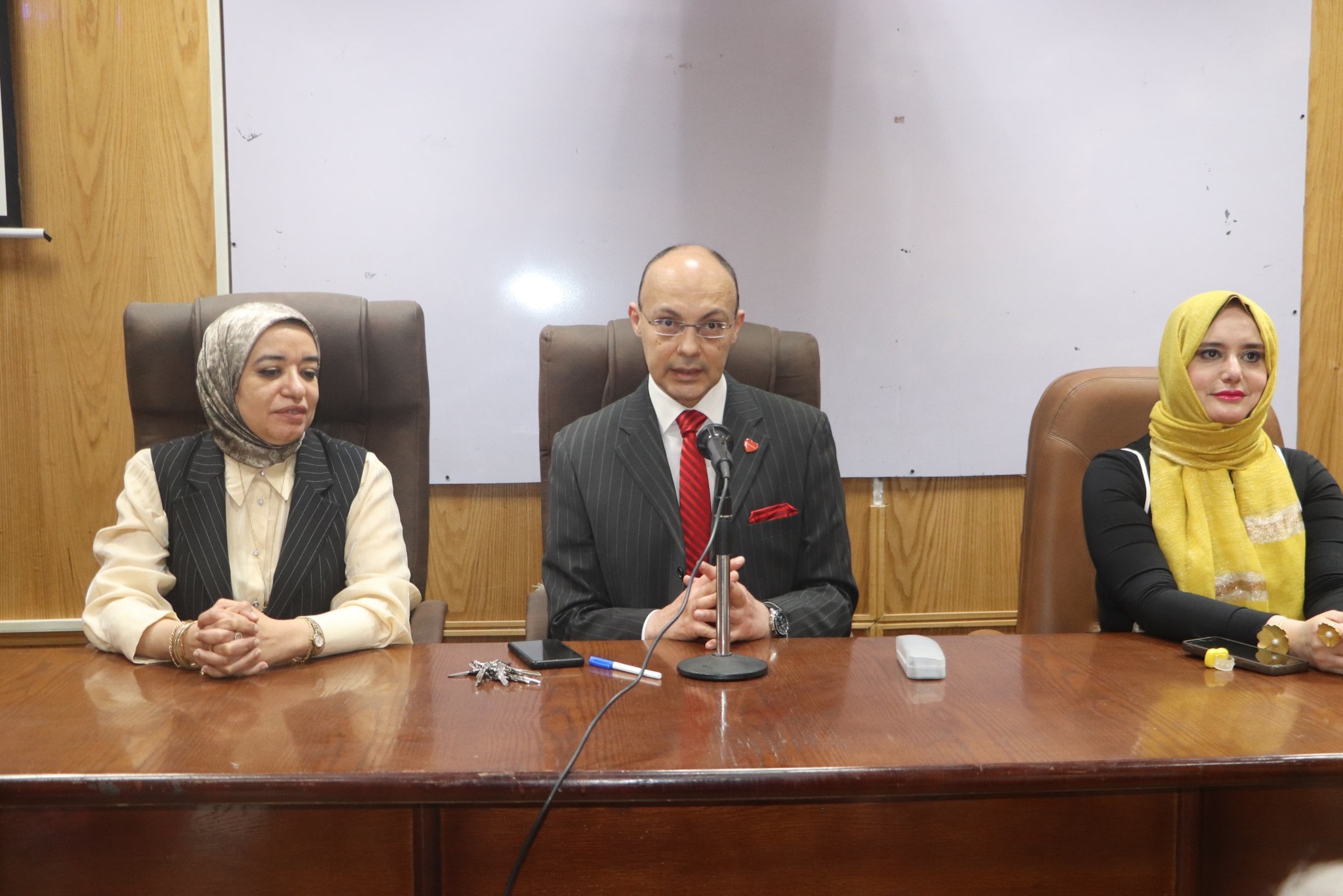 كلية الطب بجامعة المنوفية تنظم ورشة عمل متخصصة حول كتابة وتمويل المشاريع البحثية